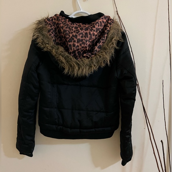 Black jacket. Silk type material for the outside. Pretty warm. Great condition. - Picture 2 of 4